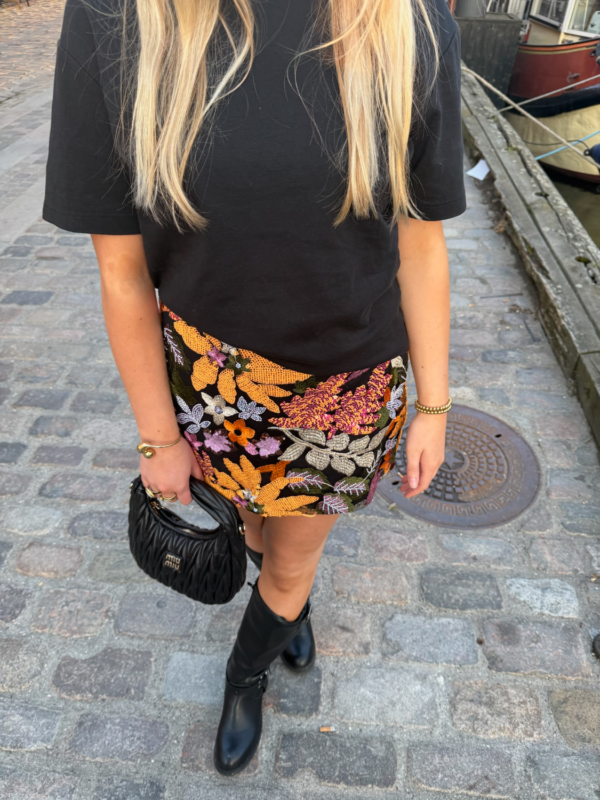 Flower skirt